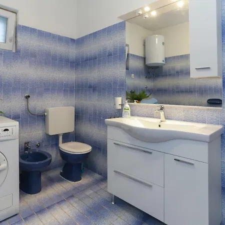 Apartment Lidija Kastela