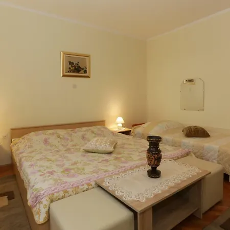 Lidija Apartment