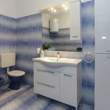 Lidija Apartment