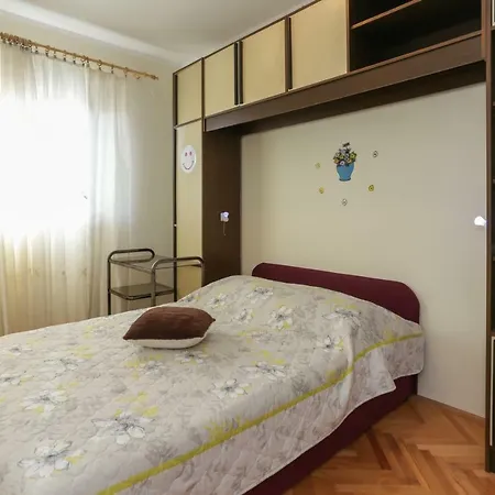 Apartment Lidija Kastela